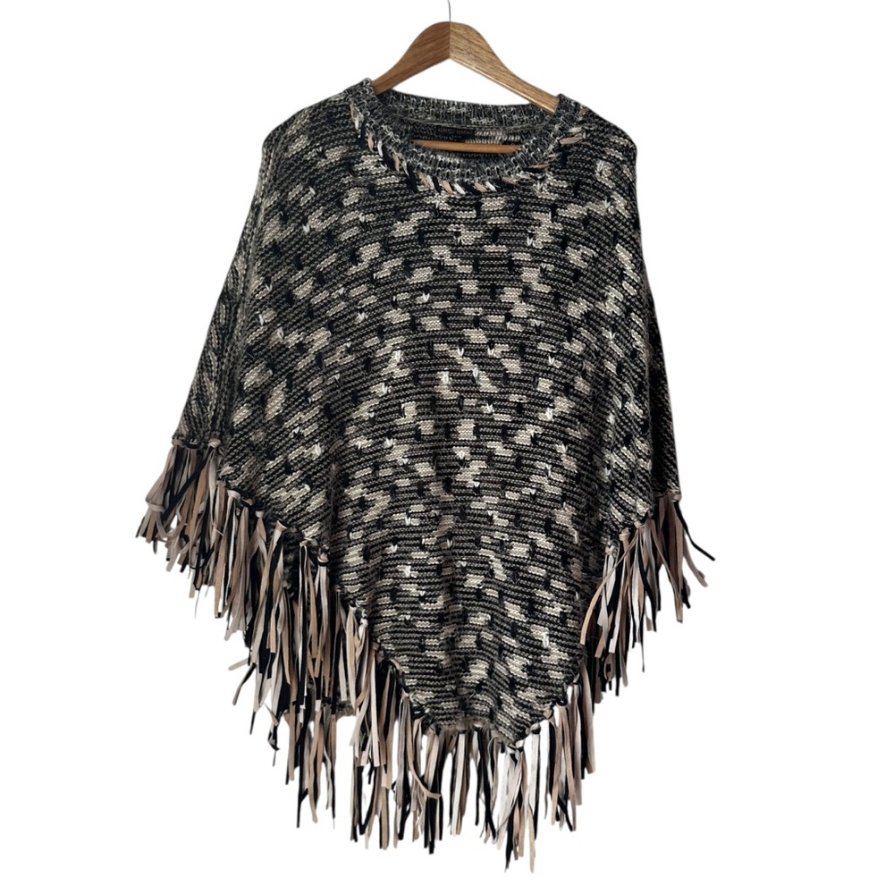 Alberto Makali Poncho Sweater Fringe Size Small / Medium